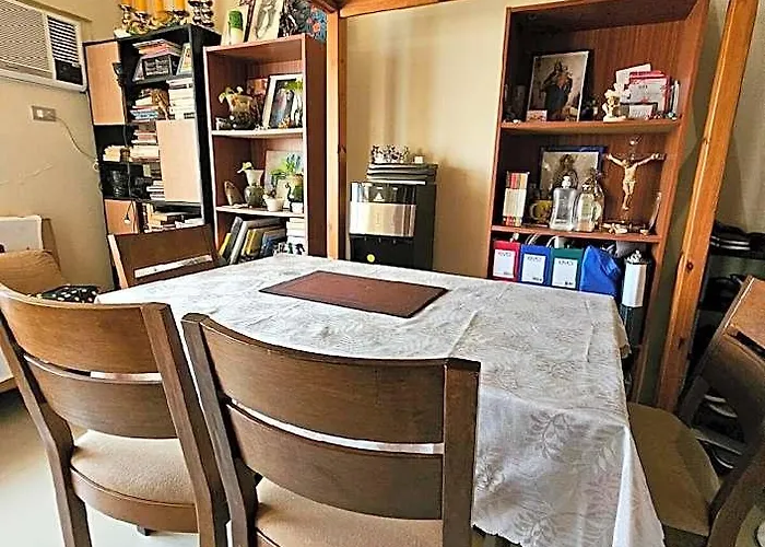 The Professor's Nook Hotel 5*